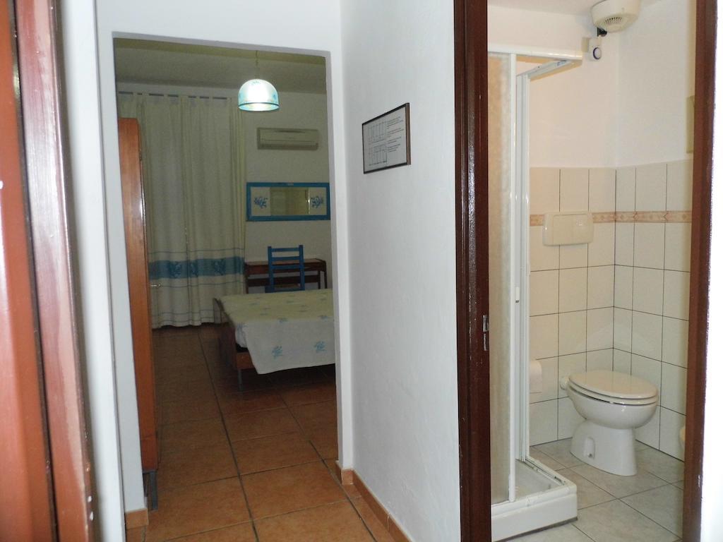 Lina Hotel Stintino Rum bild